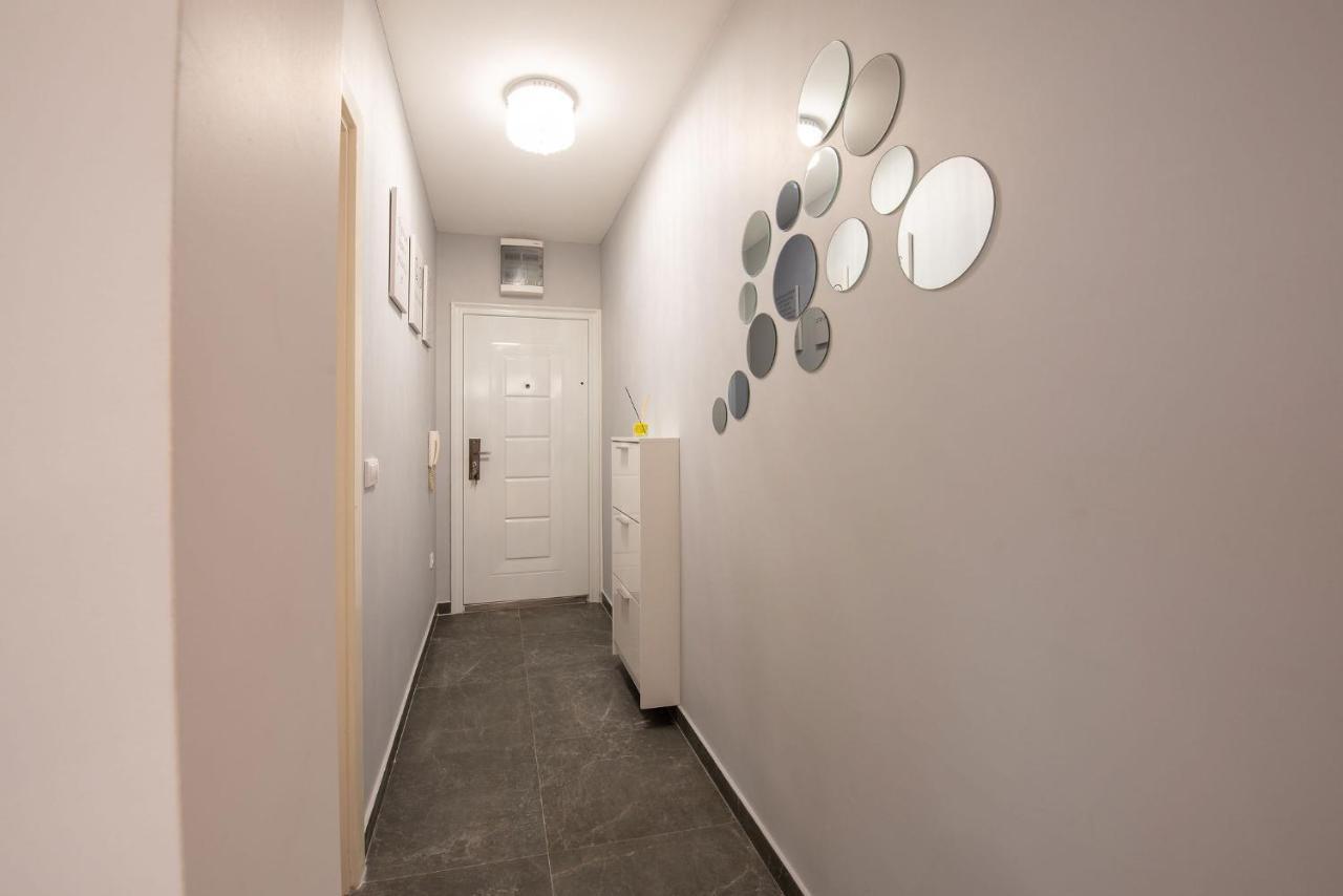 Be Positive Apartment Novi Sad Exterior foto